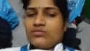 Office worker has sex with her boss during break