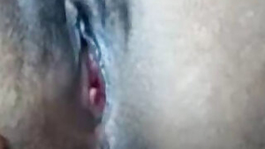 Desi wife pussy n boobs show on cam