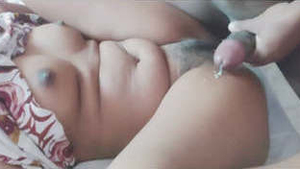 Desi wife gets nicely pleasured in this steamy video