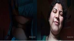 Assami Bhabhi reveals her pussy in exclusive video