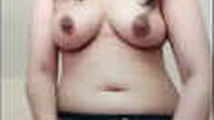 Mallu's enticing nude form revealed for the first time