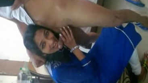Indian office worker Simran gives oral pleasure to her boss at a hotel