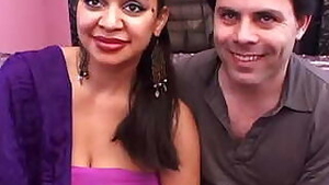 New indian girlfriend Groupa agree to do a porn movie